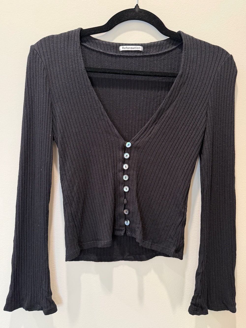 Reformation Black Ribbed V-Neck Button-Up Long Sleeve Top XS